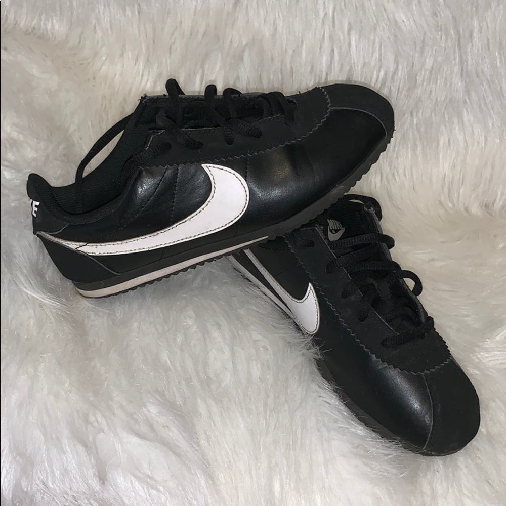 Nike kids size 3